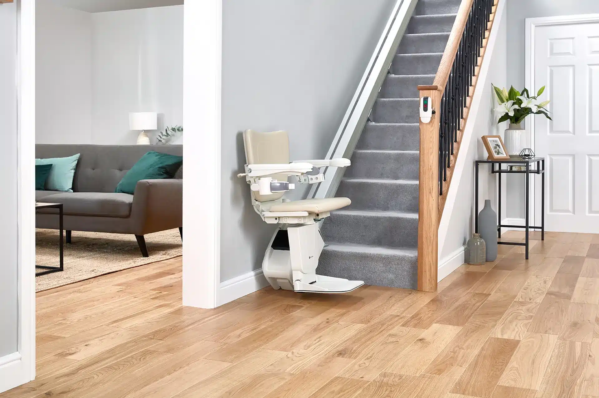Handicare 1100 Stairlift